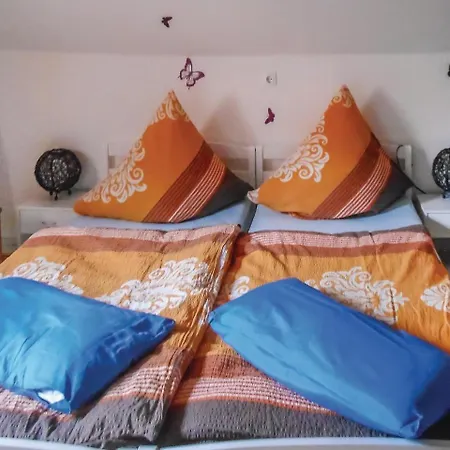 Two-bedroom Holiday In 度假居