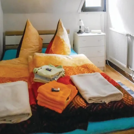 度假居 Two-bedroom Holiday In *